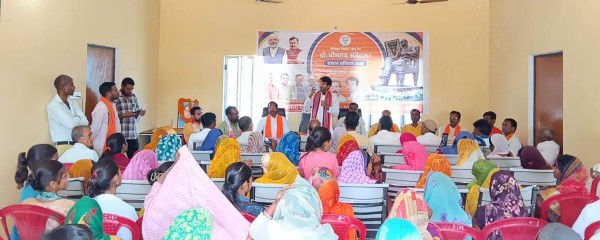 डॉ. ‘अंबेडकर’ के विचार ‘लोकतंत्र’ की ‘जड़ों’ को मजबूत ‘करतें’ विवेकानंद मिश्र