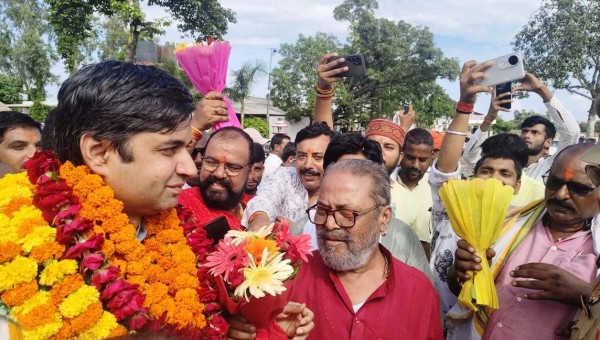 आइए, एक ‘मजबूत’, ‘खुशहाल’, ‘किसान-हितैषी’ प्रदेश ‘का’ निर्माण ‘करें’ःराजा