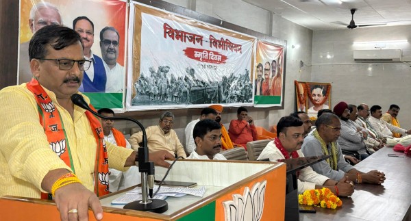 विभाजन का दर्द केवल जीवन हानि तक सीमित नहीं थाःधमेंद्र सिंह