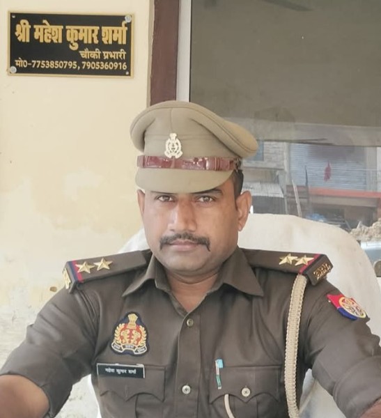 कुदरहा में बिक गए पत्रकार, चौकी इंचार्ज के निलंबन की खबर भी निगल गए