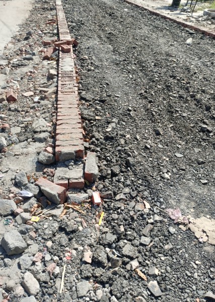 ‘एसआईसी’ के ‘नाक’ के ‘नीचे’ हो रहा ‘अस्पताल’ में ‘घटिया’ सड़क ‘निर्माण’!