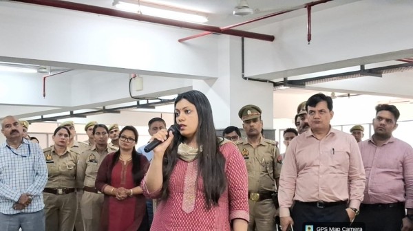 श्रमिक हितों में लिए गए निर्णयों एवं वेतन वृद्धि की जानकारी दी गई