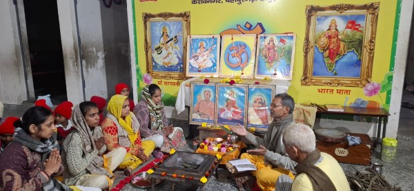 महाराजा अग्रसैन सरस्वती शिशु मंदिर बहादुरगढ़ में बसंत पंचमी के उपलक्ष में आयोजित