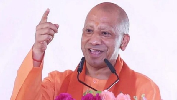 गांव गांव में खोले शराब ठेके, मिलता है राजस्व,स्कूल बंद कर गरीबों को शिक्षा से किया दूर यही से बनेंगे विश्व गुरु