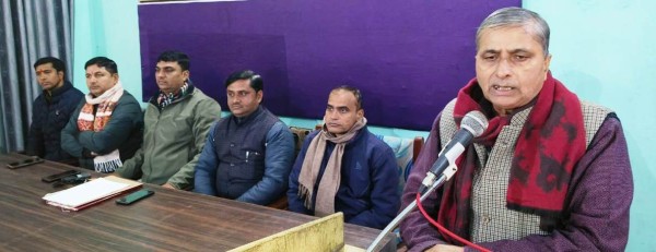 ‘कठिन’ दौर से ‘गुजर’ रहा देश, प्रदेश का ‘शिक्षक’!