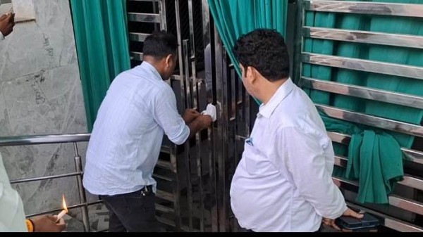 ‘उमेश गोस्वामी’ ने ‘प्रकाश नर्सिगं होम’ का ‘भी’ विकेट ‘गिराया’