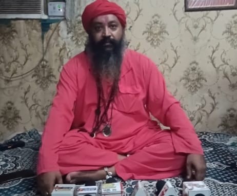 बाबा देवनाथ योगी अखाड़ा महामंडलेश्वर 1008 वाल्मीकि समाज के जगतगुरु स्थान दरिया गांव चंडीगढ़ देश के सम्मानित नागरिकों से की अपील