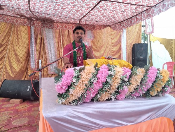 धर्म संदेश: पं० कैलाश जी महाराज की कथा में कृष्ण लीला का अद्भुत वर्णन