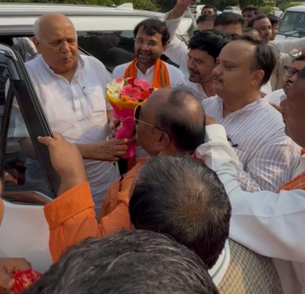 प्रभारी ‘मंत्री’ ने भाजपा ‘नेताओं’ से ‘सीधे’ किया ‘सवांद’