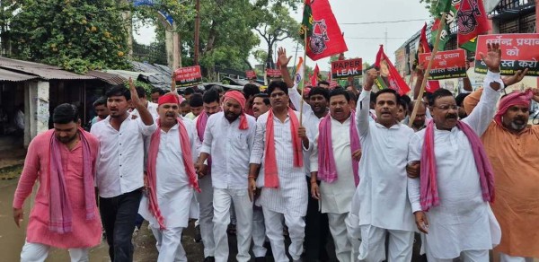 भाजपा’ की ‘सरकार’ छात्र ‘और’ नौजवान ‘विरोधी’ महेन्द्रनाथ यादव