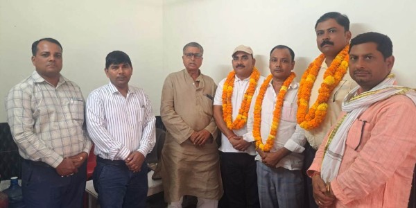 उदयशंकर शुक्ल’ ने 28 बागी ‘सिपाही’ को किया ‘निष्कासित’