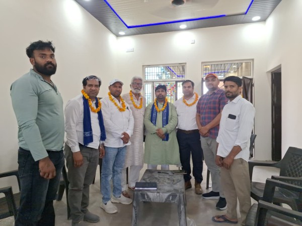 बसपा ने तेज की बूथ कमेटी गठन की कवायद, सभी वार्डों में पहुंचे कार्यकर्ता