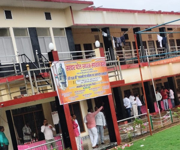 पूर्व ‘जज’ ने पूर्व ‘सीएमओ’ पर लगाया ‘गबन’ का ‘आरोप’