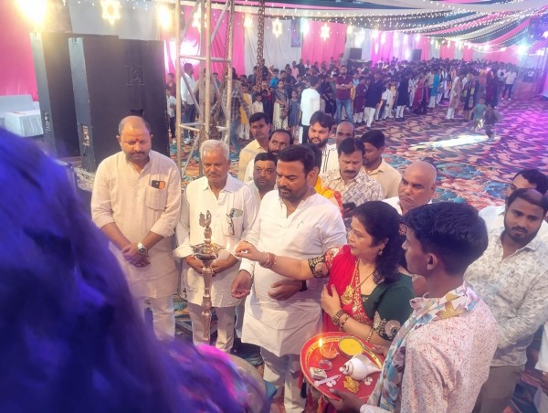 अंगना’ में ‘पधारों’ भवानी, शारदा ‘महारानी’