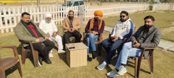 गणतंत्र दिवस पर किसान ट्रैक्टर तिरंगा यात्रा का आयोजन